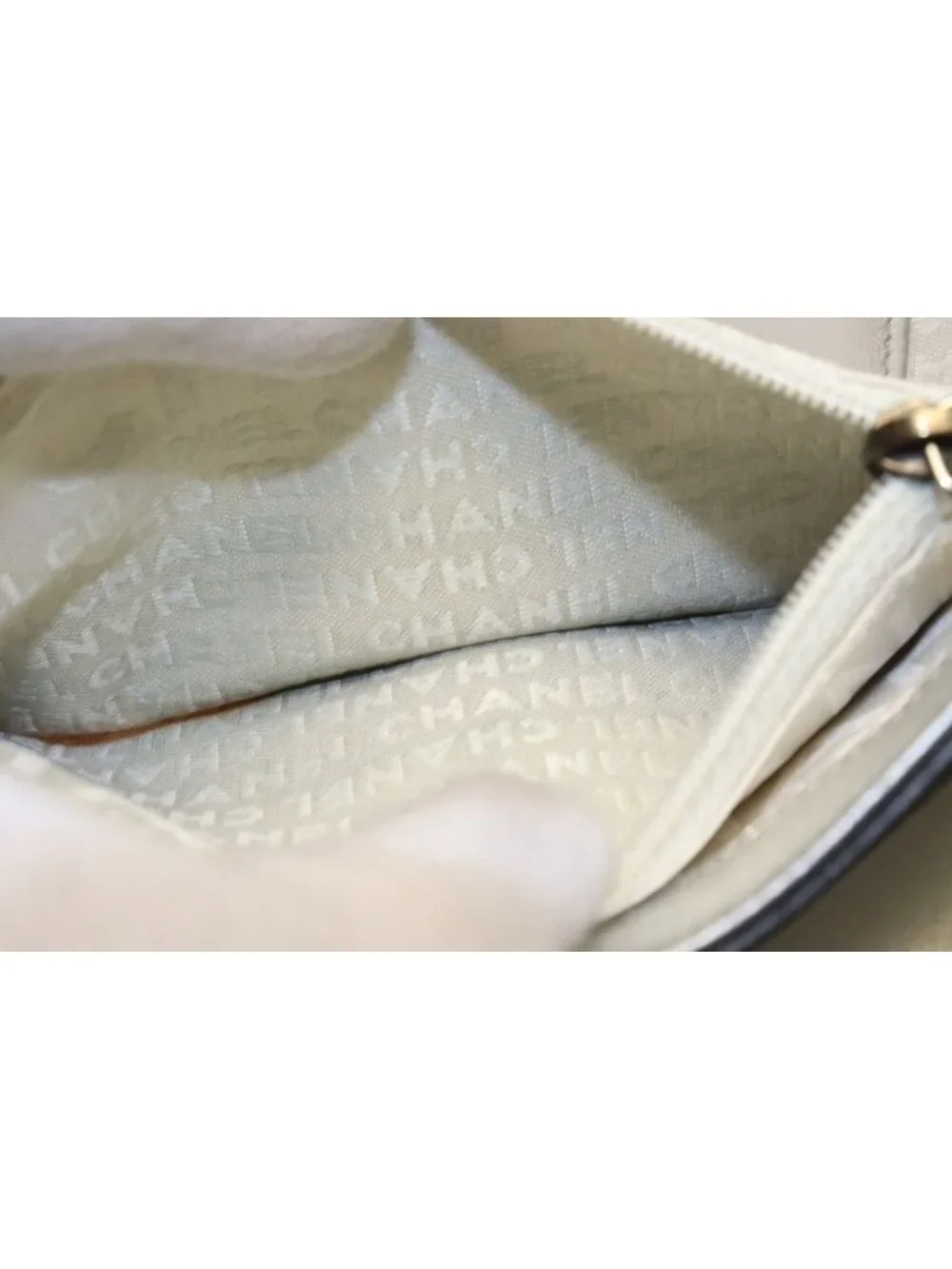 Chanel Icon Leather Bifold Wallet